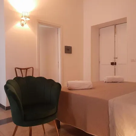 Alojamento de Acomodação e Pequeno-almoço Bb Il Palazzo Cirella