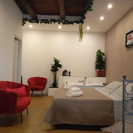 Alojamento de Acomodação e Pequeno-almoço Bb Il Palazzo 3*